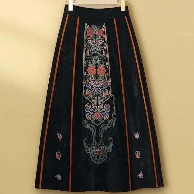 【衣雅严选】A130-2186#新重磅桑丝缎新中式刺绣高腰半身裙马面裙