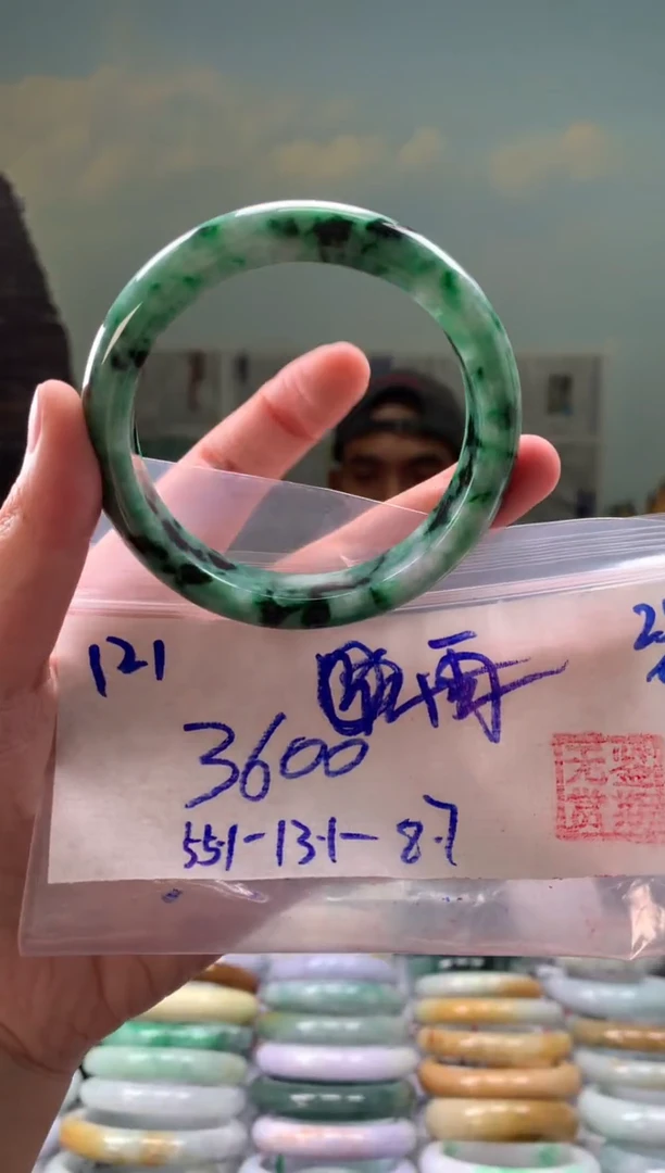 未镶嵌手镯翡翠?**沐翡翠手镯 下单联系小耳机#121