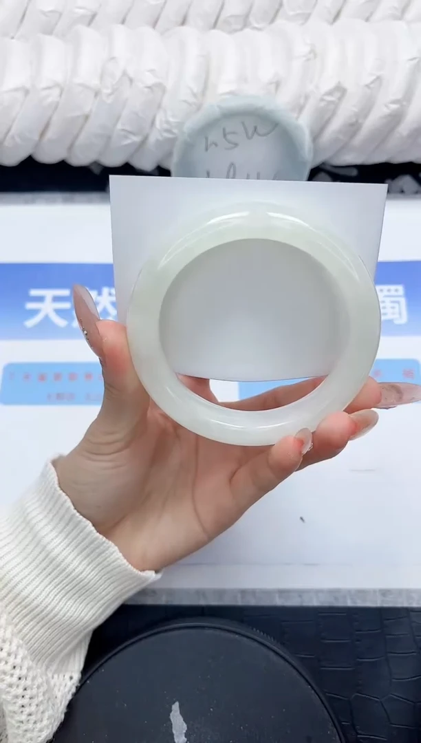 未镶嵌手镯和田玉354-62.1