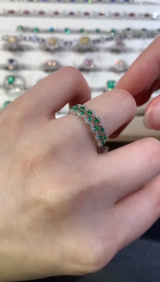 【闪购商品】祖母绿戒指18K金镶嵌R228|3300