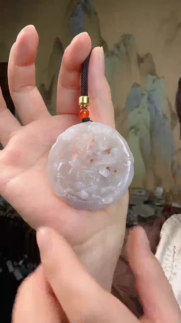 颈饰未镶嵌和田玉.