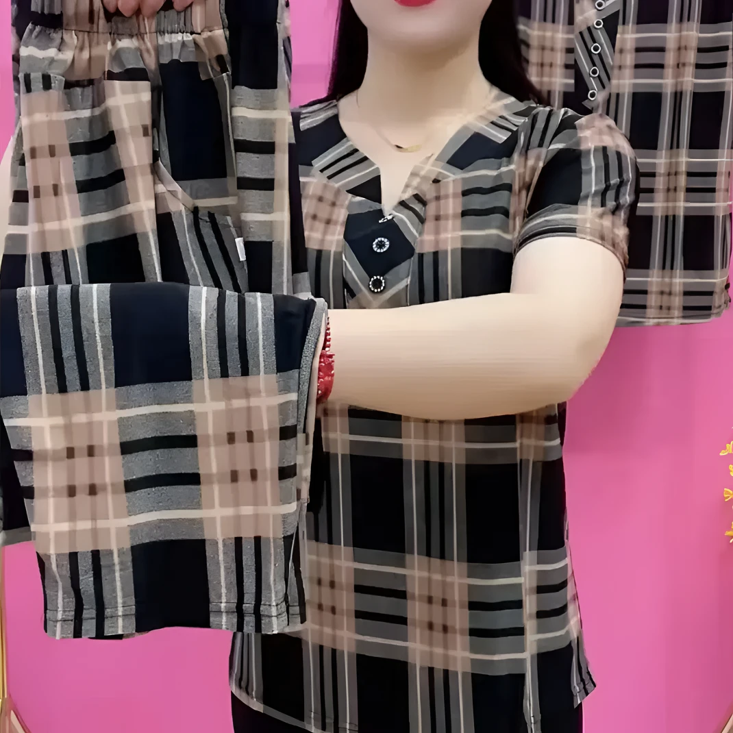 【厂家直销】2025夏季新款剪刀领格子套装时尚洋气休闲百搭宽松短袖
