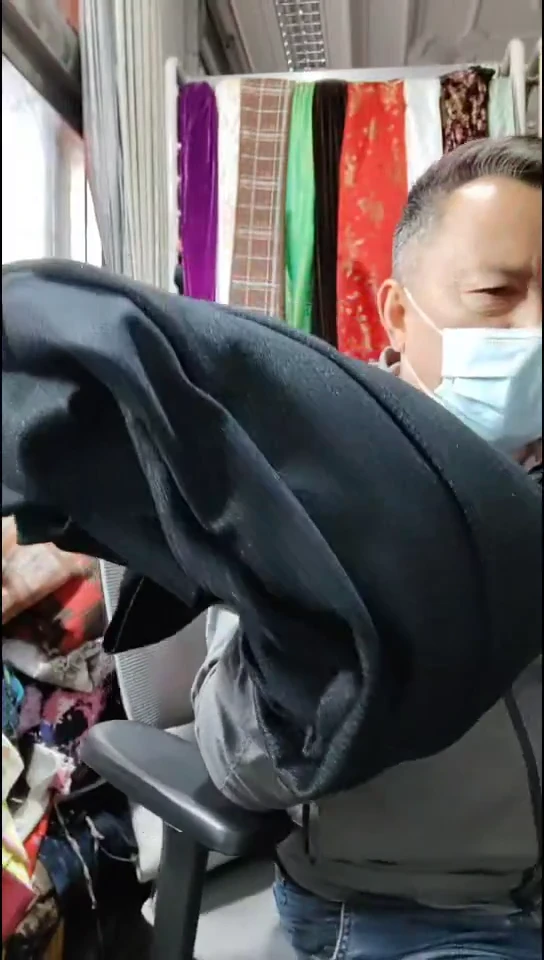 黑灰暗小格子针织布料