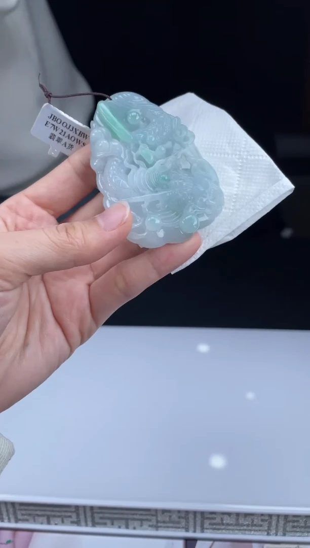 【闪购商品】定制翡翠未镶嵌01-19HDJT0127396