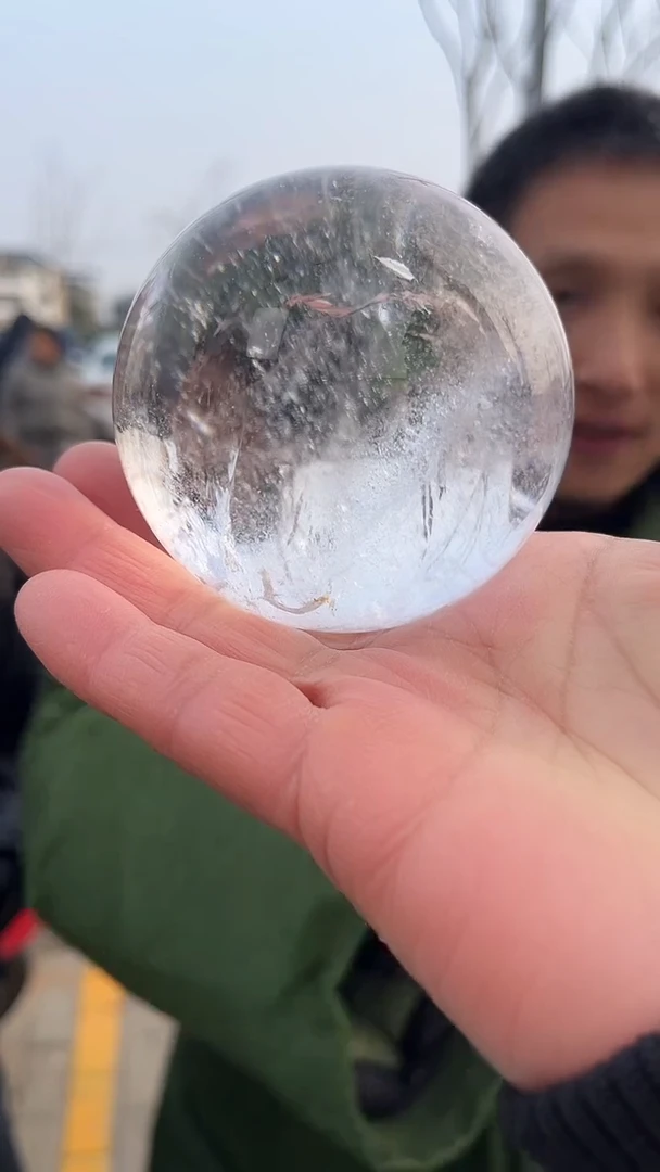 【闪购商品】水晶水晶球未镶嵌天然多样性发一70mm