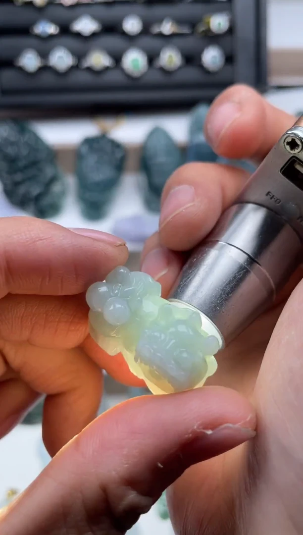 颈饰未镶嵌翡翠天然翡翠A货