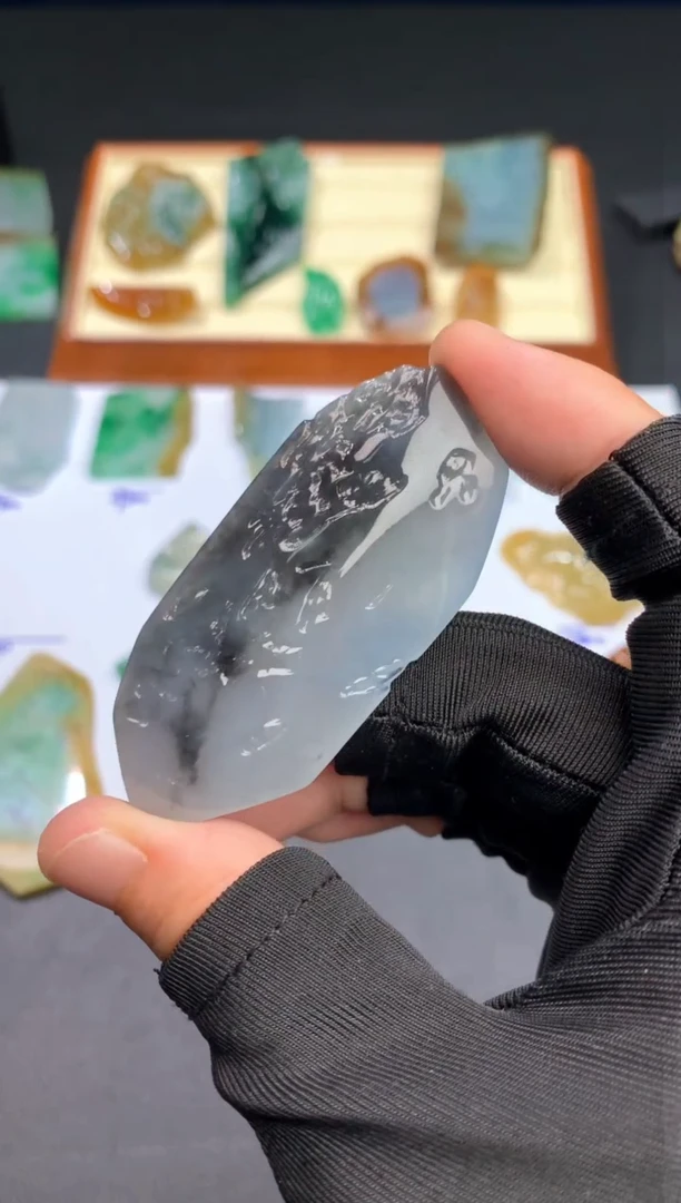 定制翡翠未镶嵌?****'天然翡翠裸石 （含工费）