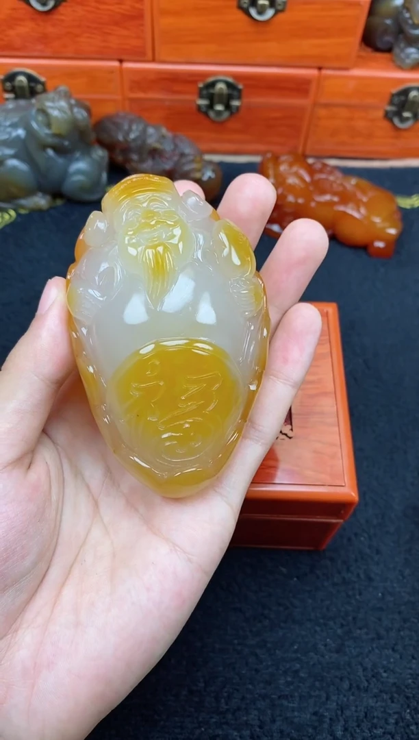 未镶嵌玛瑙/玉髓珠宝奇石用****80