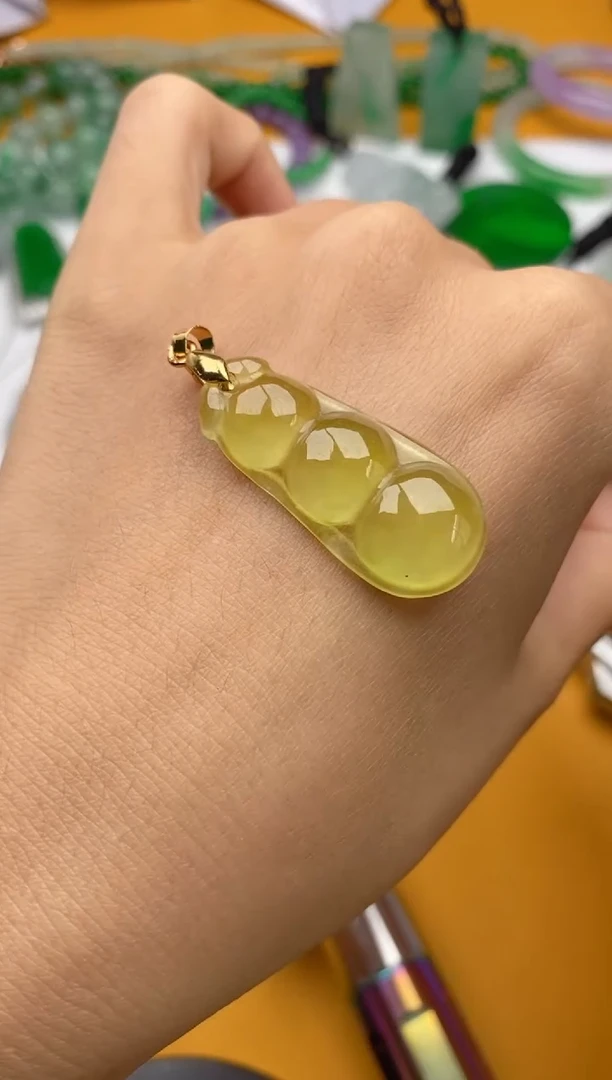 高端甄选吊坠（一物一图）300084
