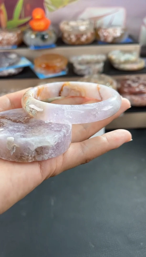 未镶嵌手镯石英质玉57