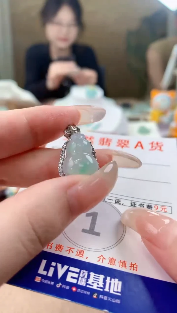 翡翠银S925镶嵌颈饰天然A货翡翠挂件