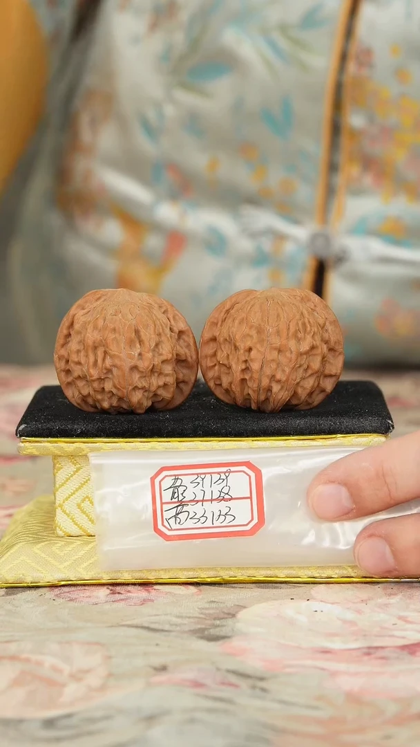 【闪购商品】文玩核桃把件磨盘