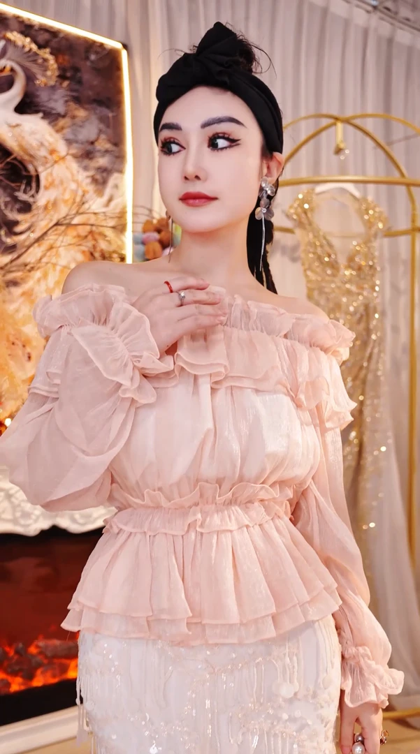 【星姐推荐】星原创高级定制【蜜欢】设计师款气质轻奢名媛上衣