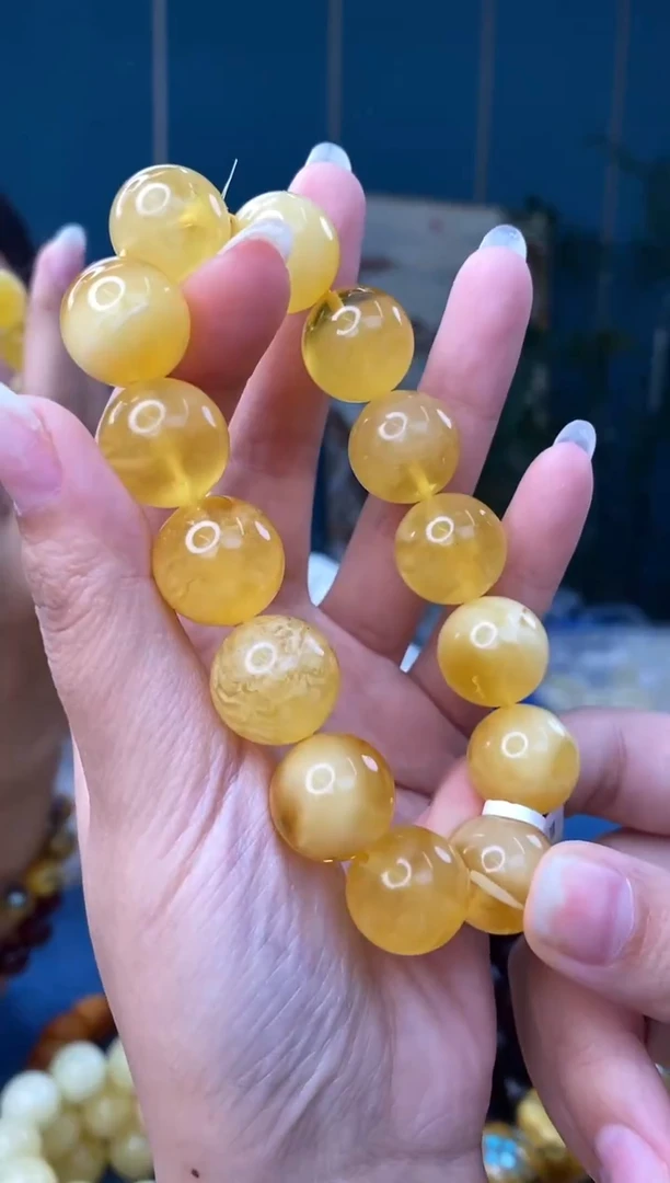 裸石琥珀未镶嵌1/5多样性发其一微瑕21