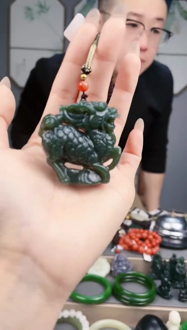 【闪购商品】和田玉颈饰未镶嵌AA多样性发货 拍一发一