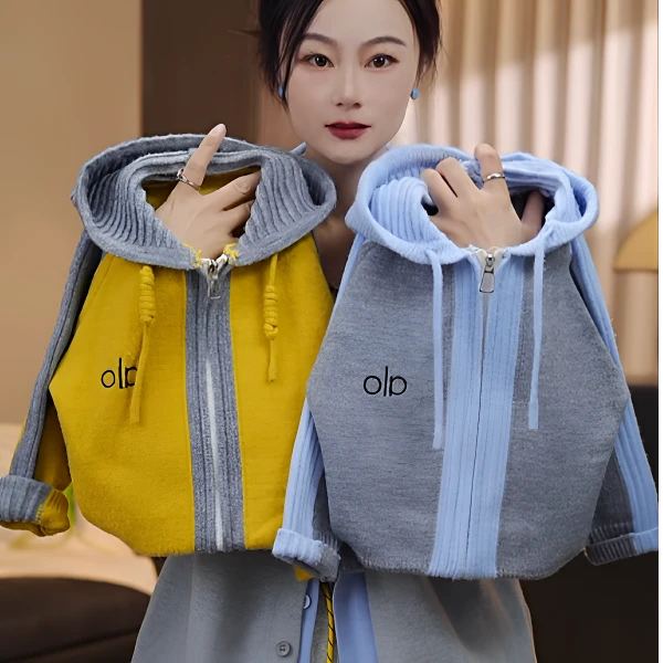【小满】2025秋季新款时尚潮流开衫刺绣款帽衫男女童亲子针织衫毛衣