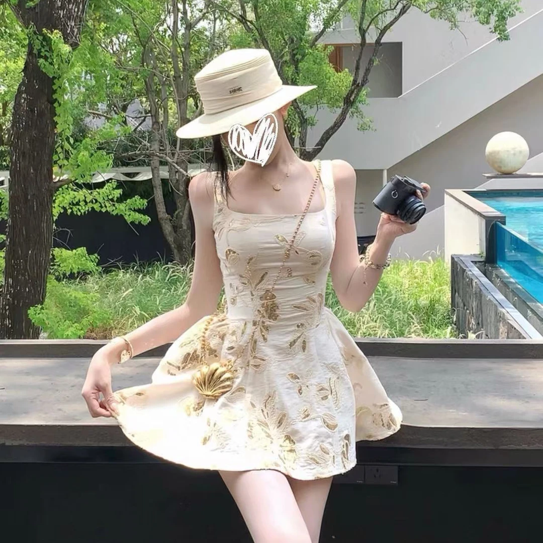 法式吊带连衣裙女2025夏季a字裙公主裙印花气质裙子