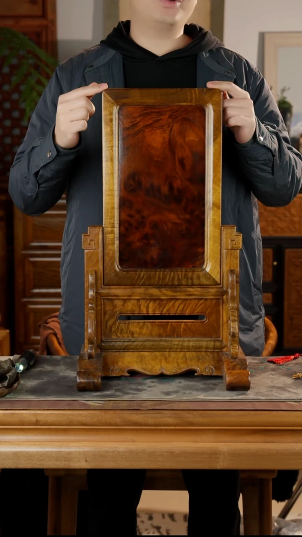 金丝楠木老门板瘤疤水波纹屏风