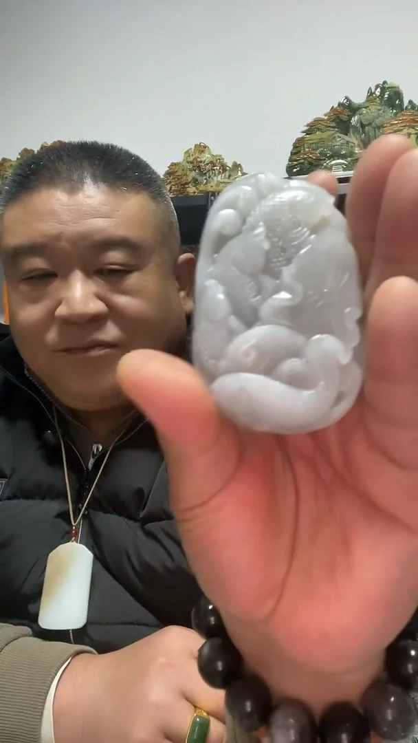 未镶嵌和田玉把件烟紫金玉满堂手把件