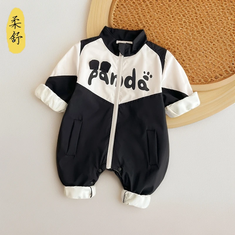 婴儿春秋连体衣宝宝外出冲锋衣幼儿防风春装外套可爱洋气熊猫哈衣