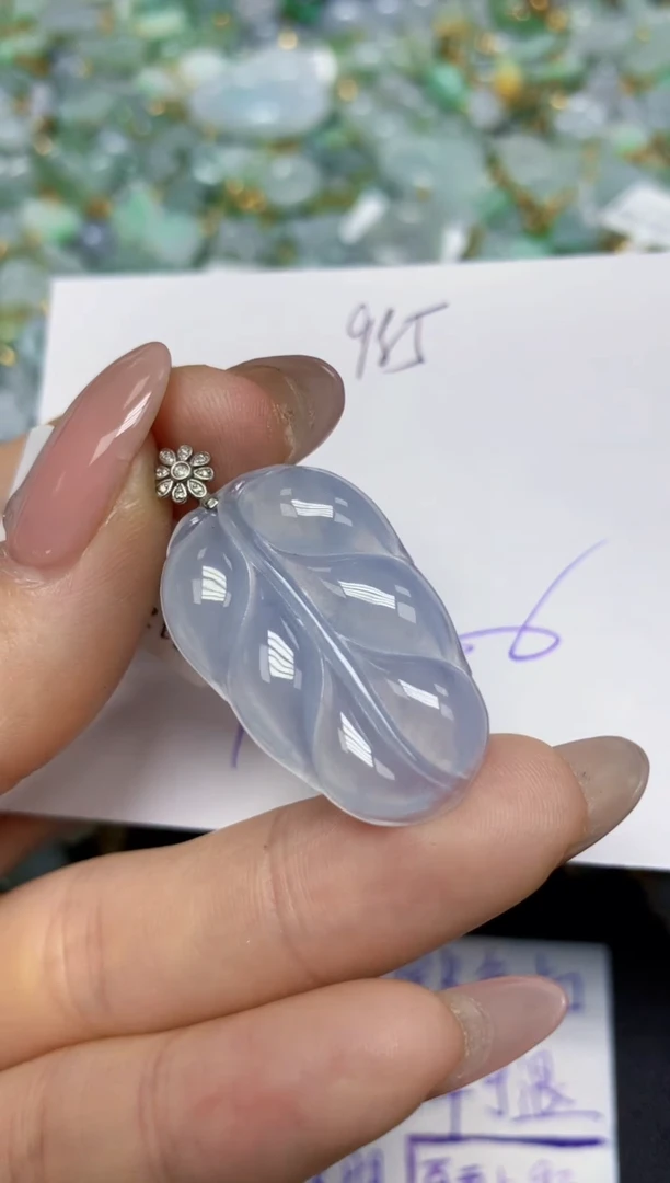 【闪购商品】翡翠挂件18K金镶嵌 天然翡翠A货