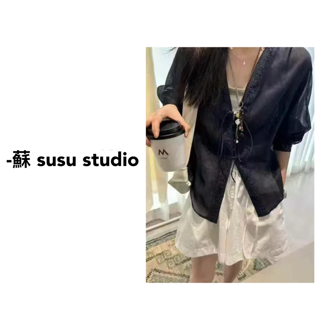 2599新款高级感v领系绳小衫女