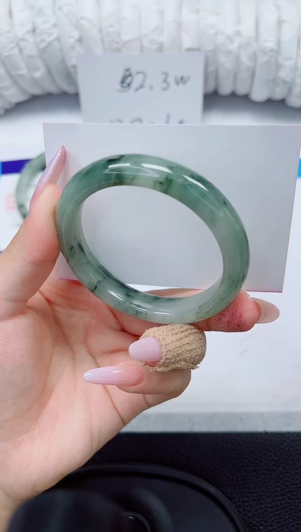 石英质玉手镯未镶嵌103-53/54