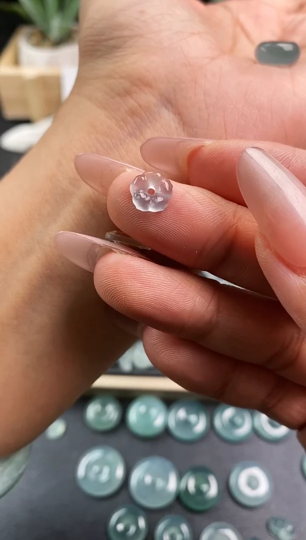 裸石翡翠7*小花 定向 77