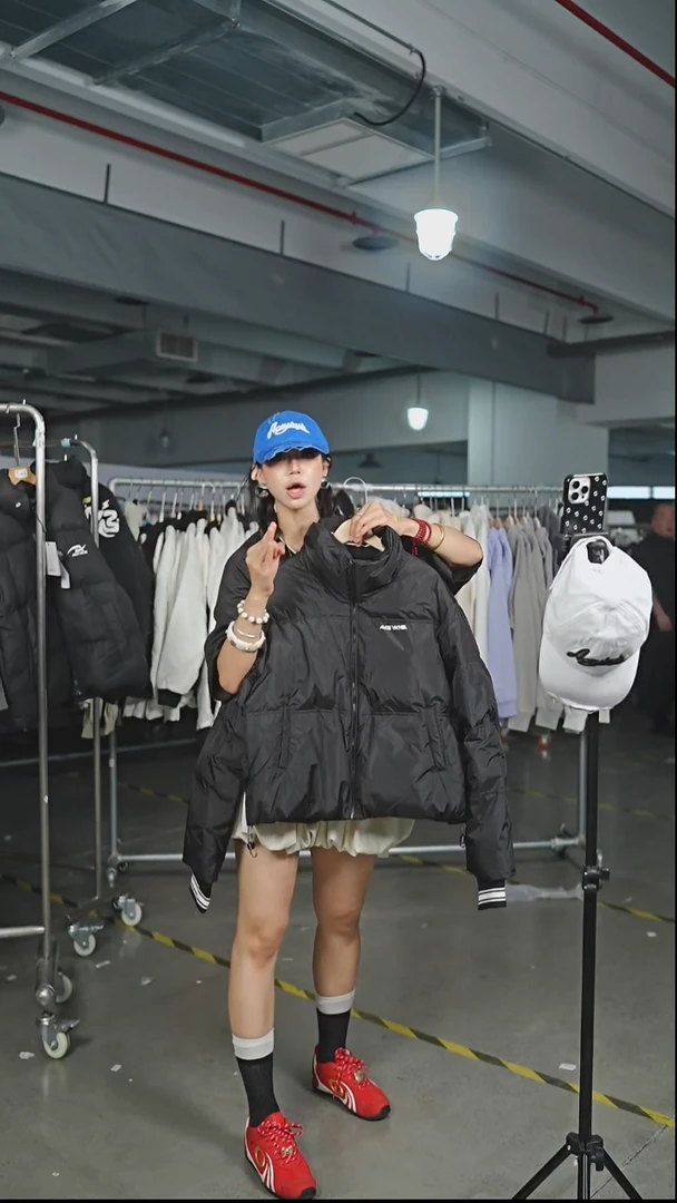 YKYB羽绒服短款L码