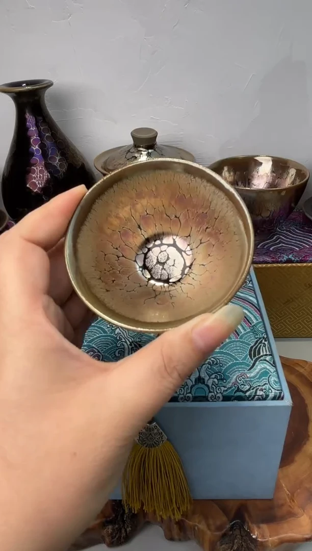 茶盏春申阁福利1只金浮雕斗金