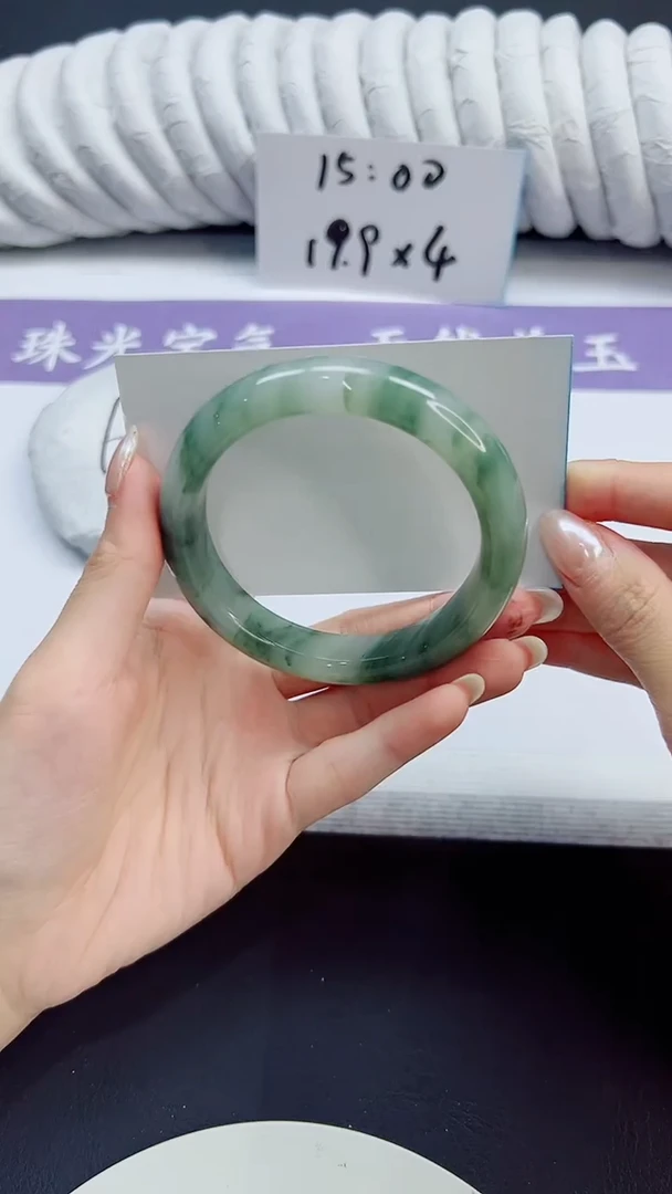 未镶嵌手镯石英质玉49/56