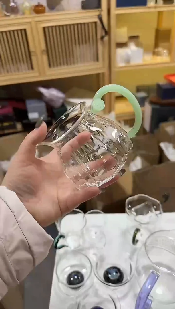 绿玉连军公道杯