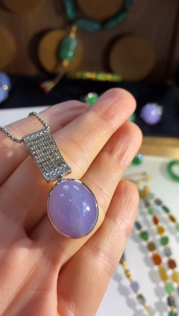 吊坠(不含链)18K金镶嵌翡翠吊坠