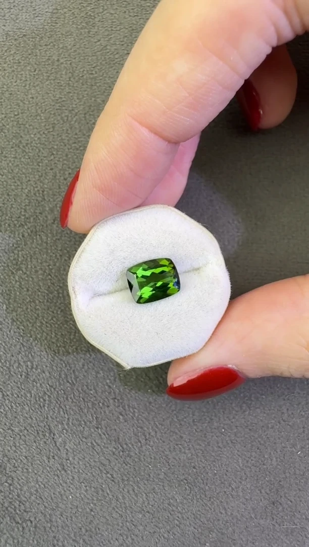 未镶嵌珠宝半成品碧玺1.71ct