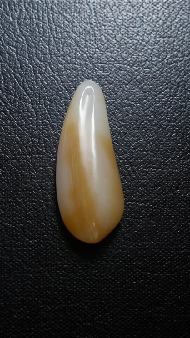 颈饰未镶嵌和田玉随行坠