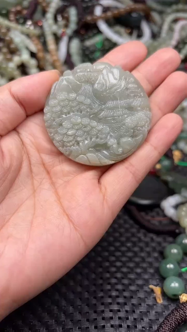 颈饰未镶嵌和田玉1