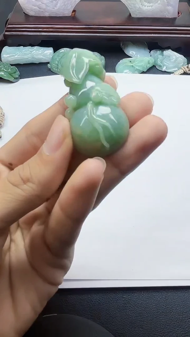 吊坠(不含链)未镶嵌翡翠1