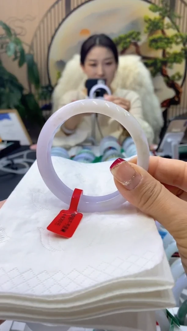 【闪购商品】翡翠手镯未镶嵌99903639