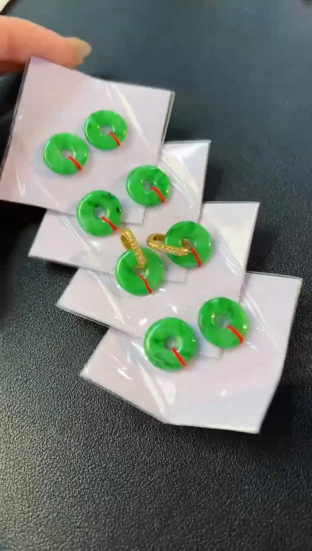 【闪购商品】翡翠耳饰未镶嵌含厚耳包/多样性发货/一对