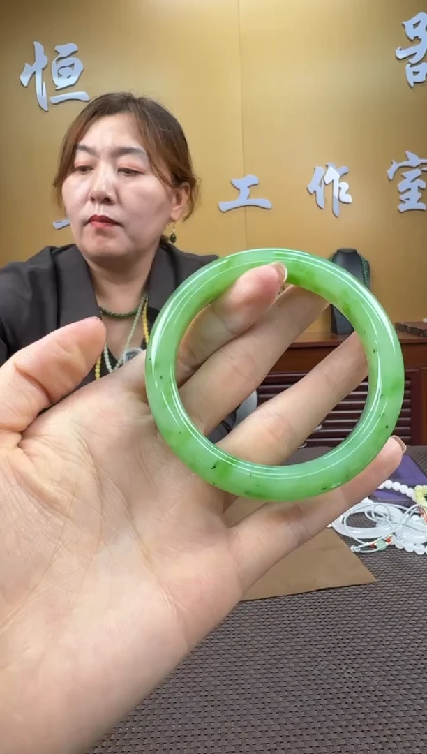 颈饰未镶嵌和田玉手镯57