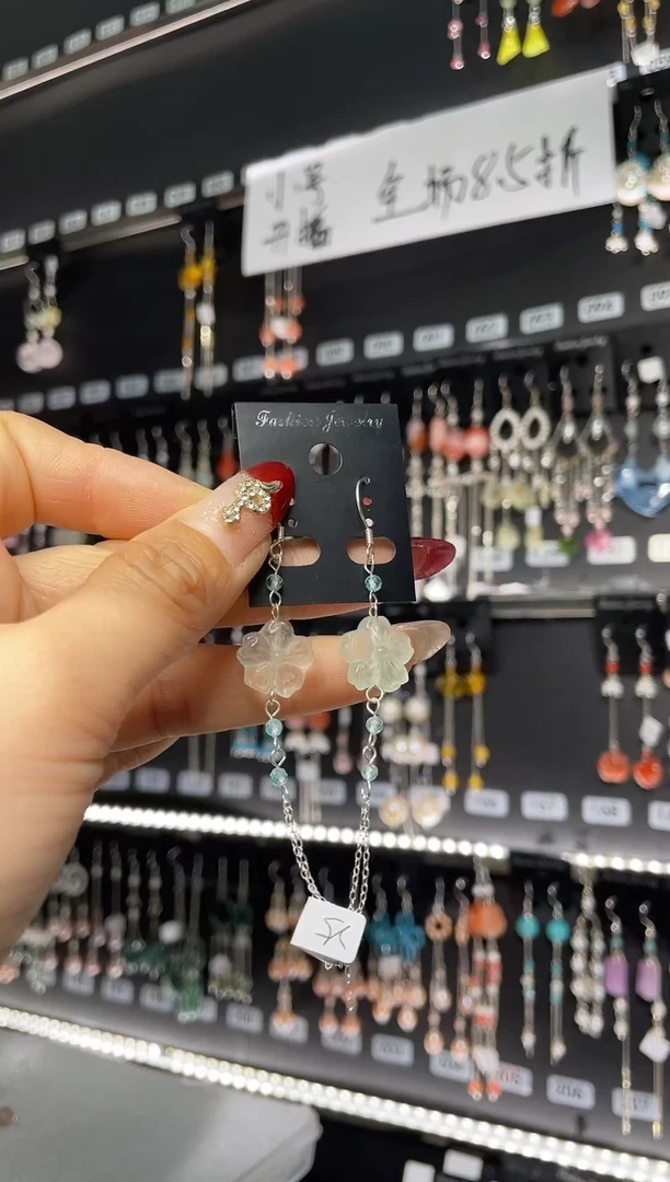 【闪购商品】紫晶耳饰银S925镶嵌周周周舟