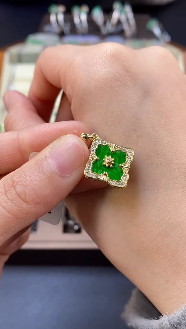 颈饰银S925镶嵌翡翠19246多样性发一