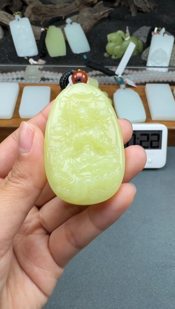 颈饰未镶嵌和田玉1