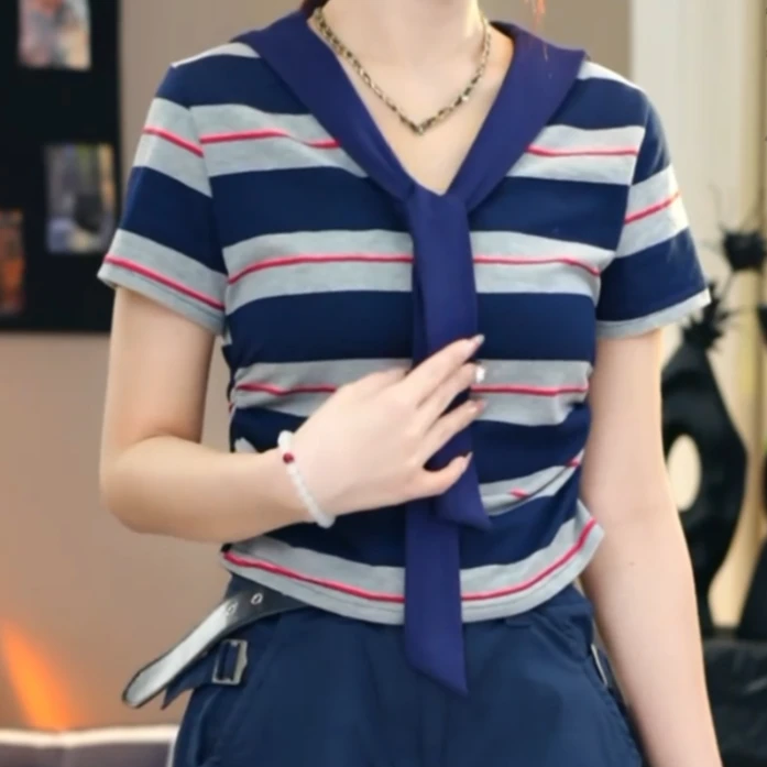 2025夏季新款条纹撞色V领海军风披肩假两件短袖T恤女设计感上衣潮