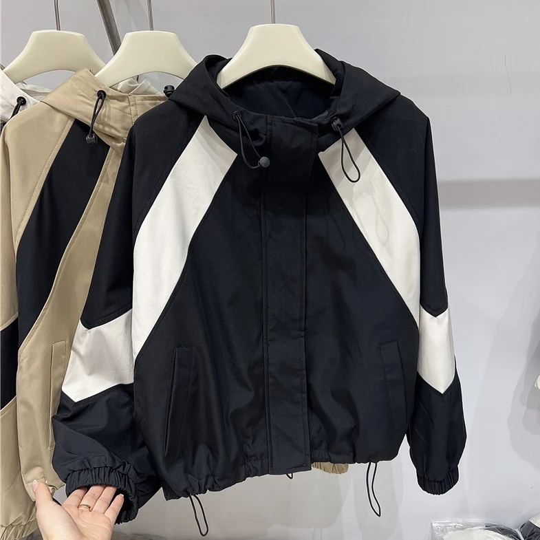 撞色连帽冲锋衣外套女装短款设计感春秋休闲宽松百搭工装夹克运动
