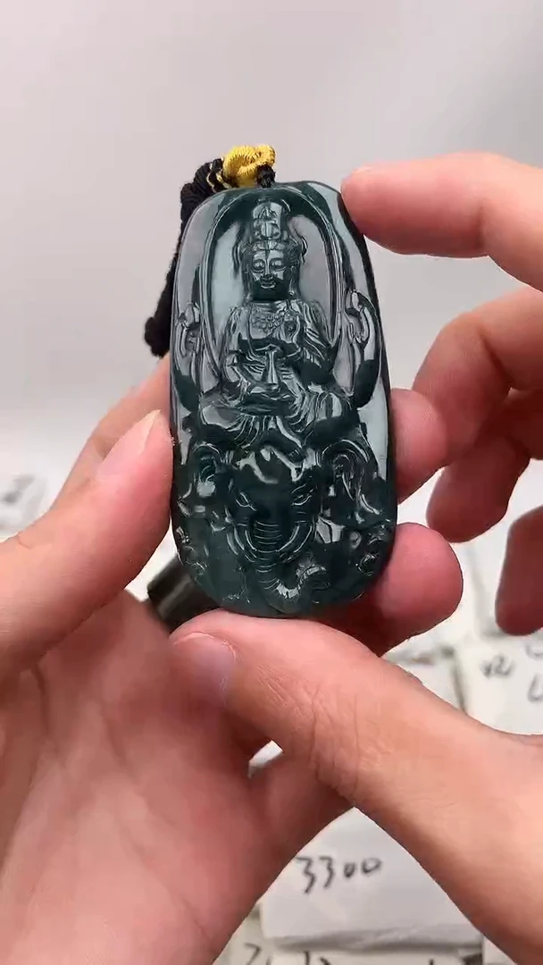 翡翠未镶嵌颈饰普贤