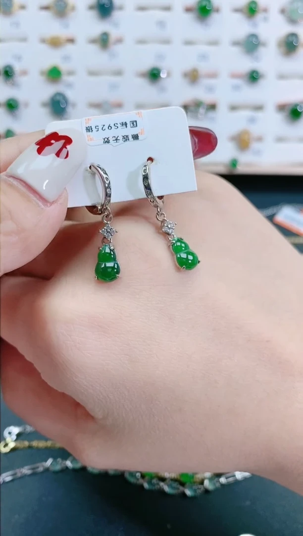 翡翠银S925镶嵌耳饰天然翡翠