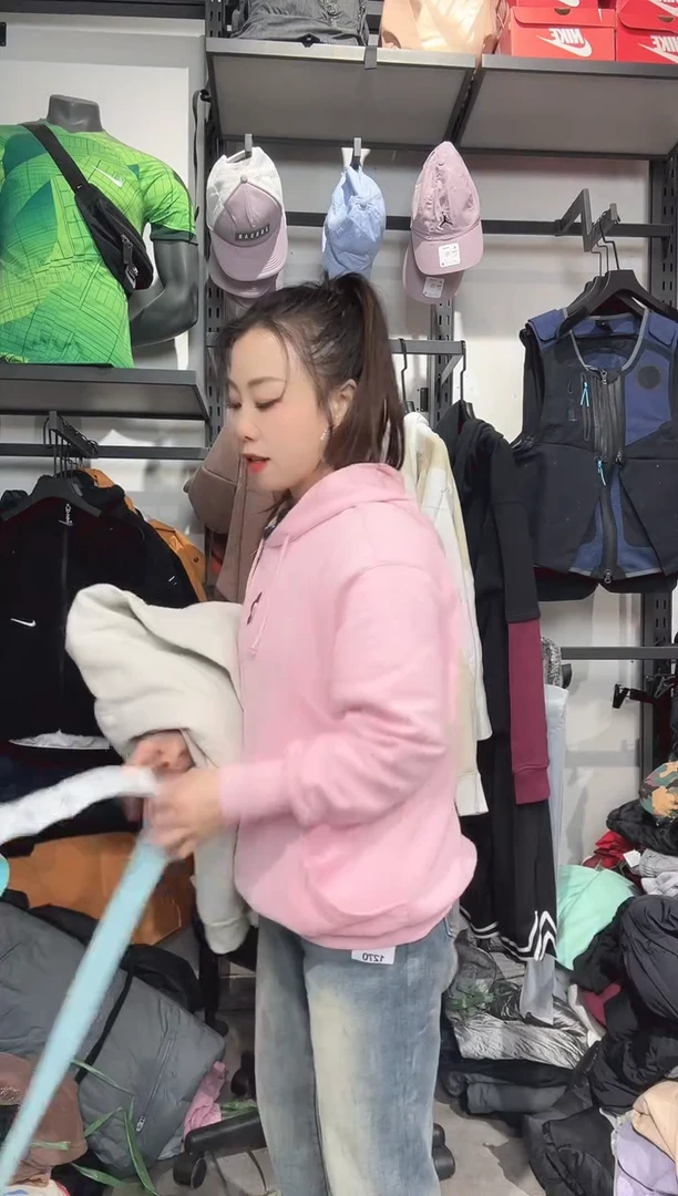 1357 编码 瑕疵款直播间过款为准 尺码