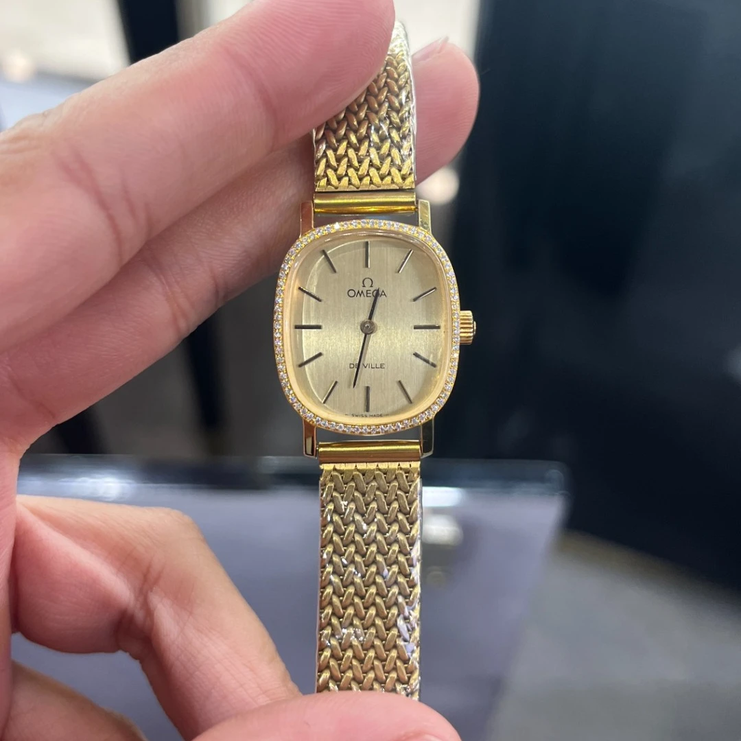 95新 Omega/欧米茄  手动机械后钻20.5*24.5mm/公价32999/wh9644