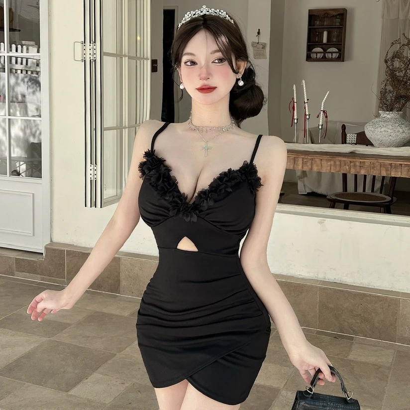 辣妹女装性感低胸酒吧蹦迪打底吊带紧身包臀连衣裙夜总店上班衣服